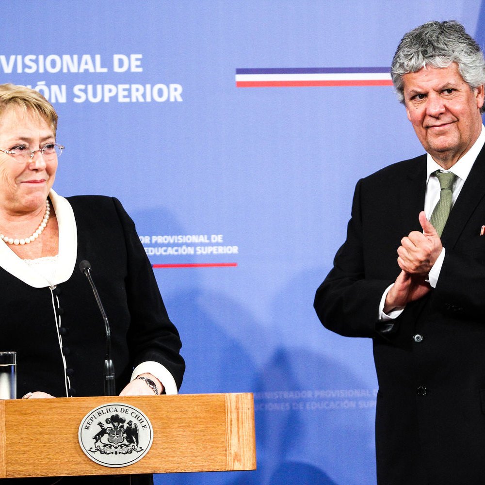 Ministro de Educación: 
