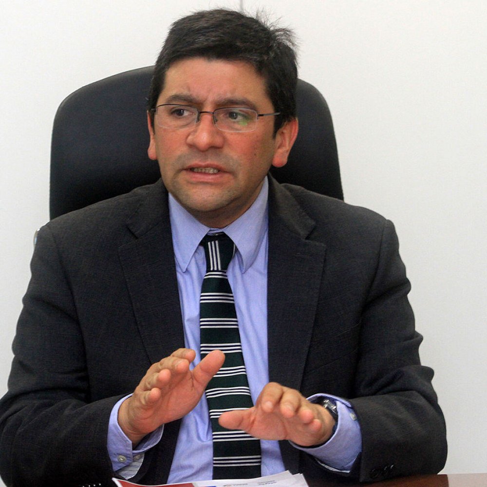 Ministro adelanta que descontaminación ambiental se abordará 