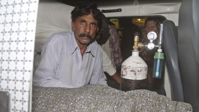 Policía arrestó a cuatro hombres por la lapidación de una mujer en Pakistán