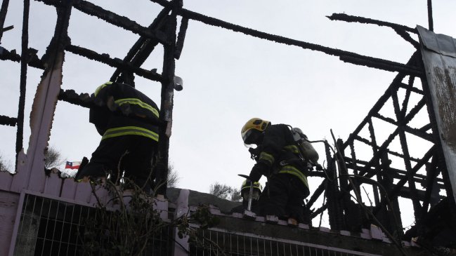 Incendio destruyó casas para reclusión nocturna de Gendarmería