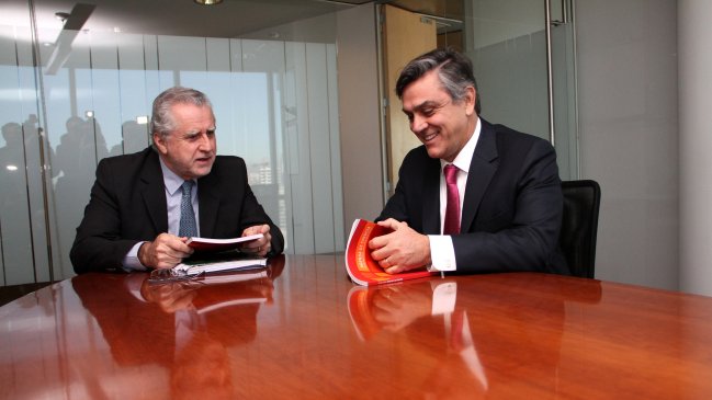 Pablo Longueira colaborará con el Gobierno en Energía