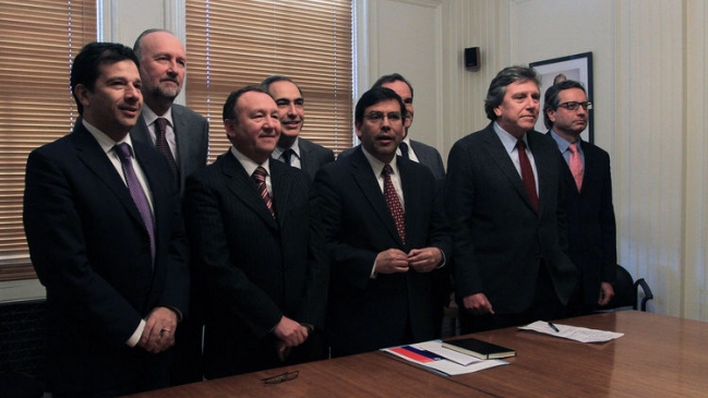 La propuesta de senadores RN para mejorar la reforma tributaria