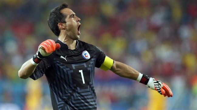 Claudio Bravo: Hay que sentirse orgullosos porque el equipo entregó todo