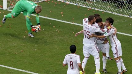   Xabi Alonso abrió el marcador para España ante Holanda por el Grupo B 