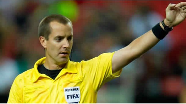 Arbitro estadounidense pitará el partido entre Chile y España
