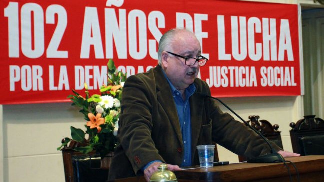 Partido Comunista celebró sus 102 años cerrando filas con el Gobierno