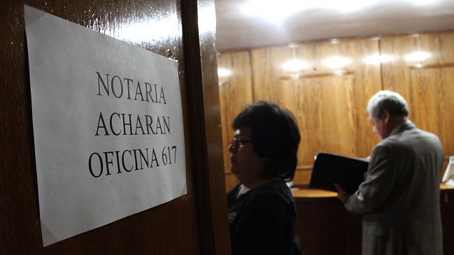 Caso firmas: Notarios fueron formalizados y quedaron con arraigo nacional