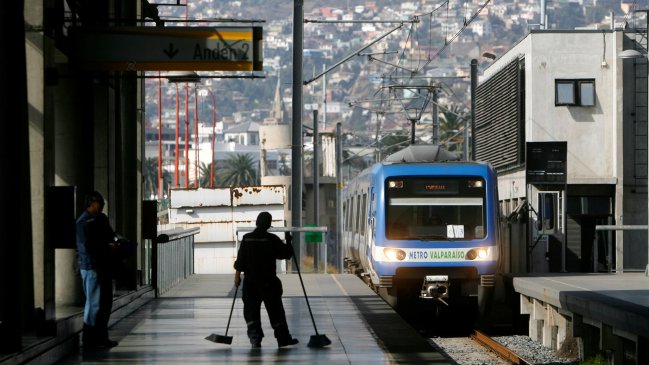 Metro Valparaíso: Huelga sigue este viernes
