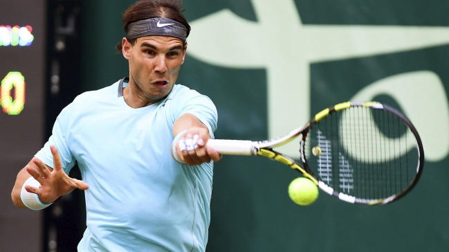 Rafael Nadal venció a Tommy Robredo en su preparación para Wimbledon