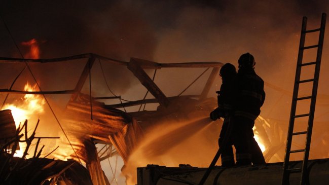 Mujer de 86 años murió en incendio en Estación Central