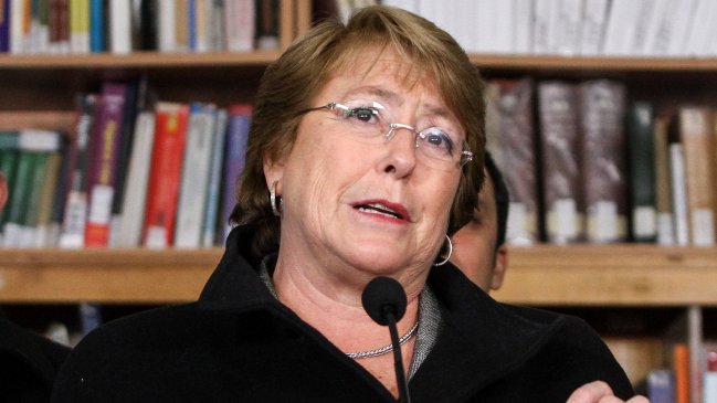 Tribunal rechazó imputar a Bachelet por caso tsunami