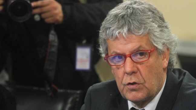 Asesor de Eyzaguirre defendió colegios con fines de lucro en 2011