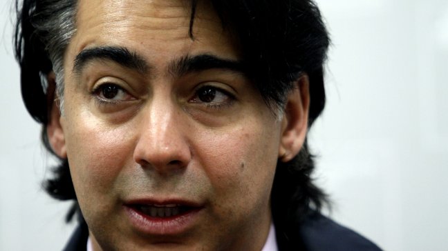 Enríquez-Ominami: La DC está más excitada de juntarse con RN que con el PRO