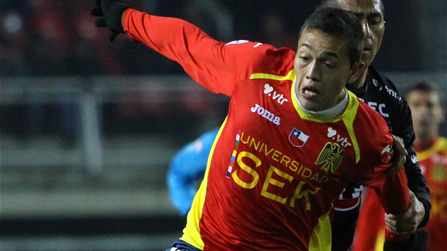 AC Barnechea confirmó a Oscar Hernández como primer refuerzo para el Torneo de Apertura