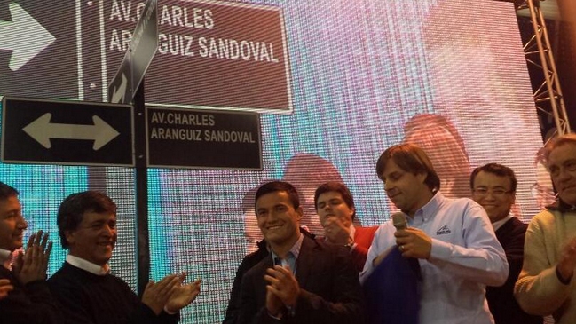 Charles Aránguiz fue declarado hijo ilustre de la comuna de Puente Alto