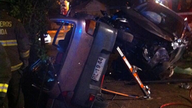 Doble volcamiento dejó cuatro lesionados en La Reina