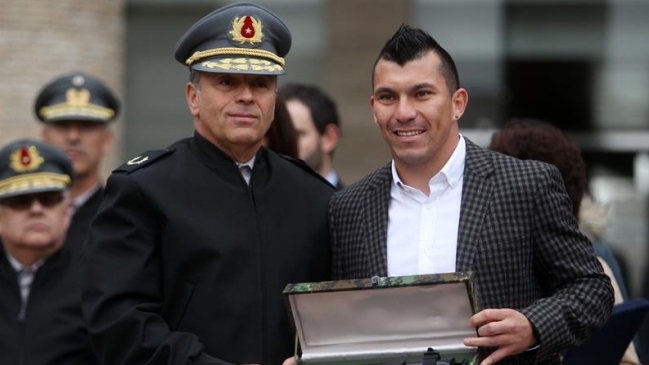 Gary Medel: Orgulloso de recibir este premio que representa a todo el pueblo chileno