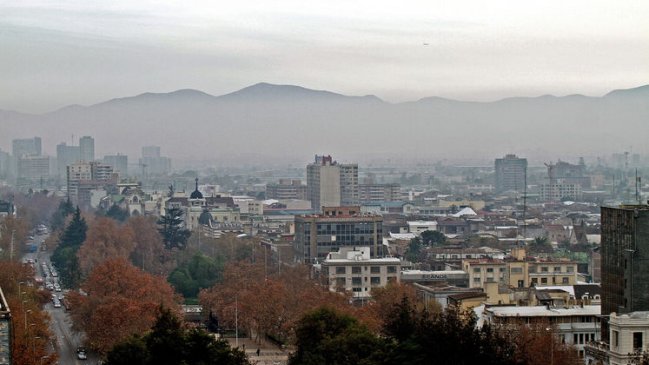 Intendencia Metropolitana decretó alerta ambiental para este lunes