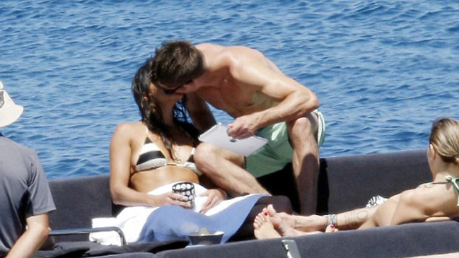 Publican fotos de Michelle Rodriguez y Zac Efron besándose