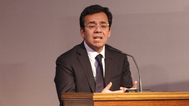 Ministro de Economía asegura que se retomará el dinamismo 
