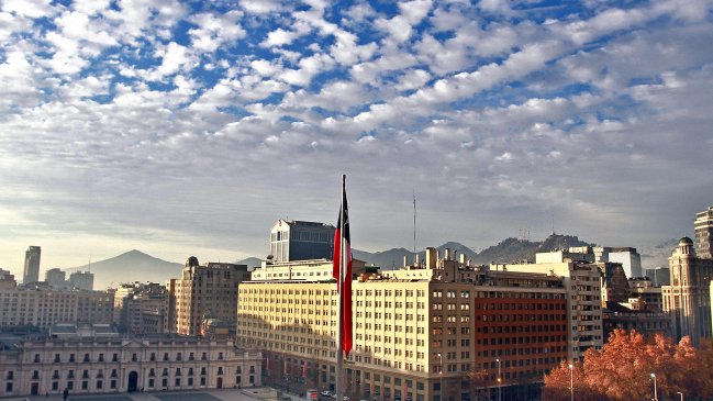 Intendencia Metropolitana decretó alerta ambiental para este martes