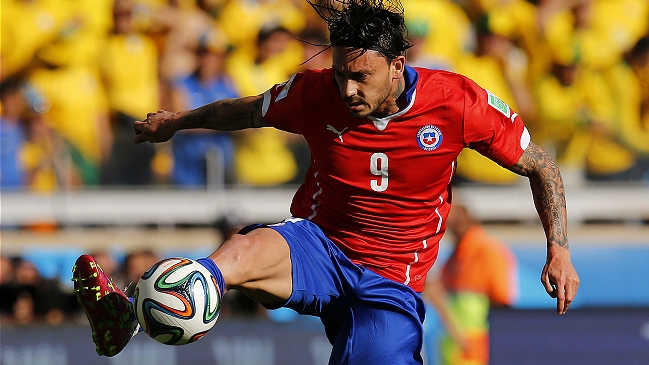 Carlos Heller: Mauricio Pinilla podría ser una buena alternativa a futuro para U. de Chile