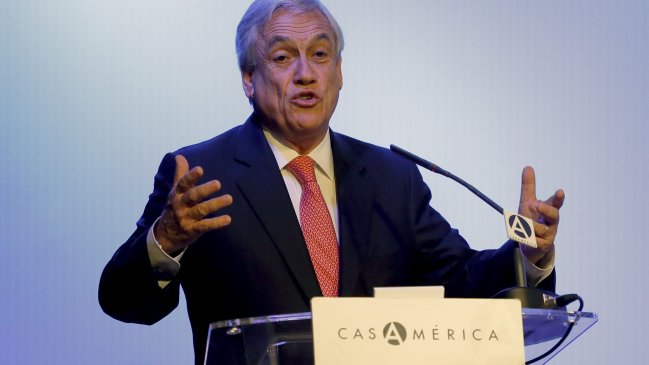 Piñera criticó reformas de Bachelet y prevé declive económico