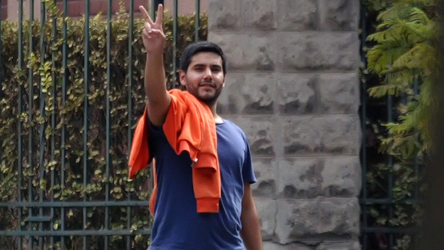 Suspenden proceso contra el actor Ariel Mateluna