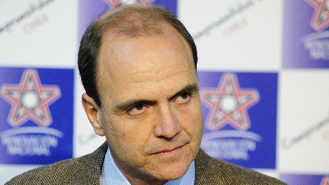 Timonel RN: El Gobierno usa de pararrayos al intendente Huenchumilla