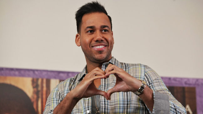 Enrique Iglesias y Romeo Santos grandes ganadores de los Premios Juventud