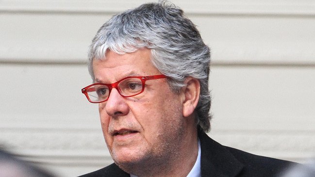 Eyzaguirre admitió error comunicacional: 