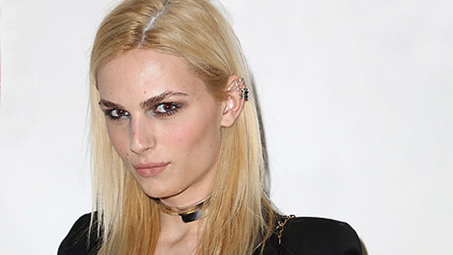 Modelo serbia confirmó que se cambió de sexo