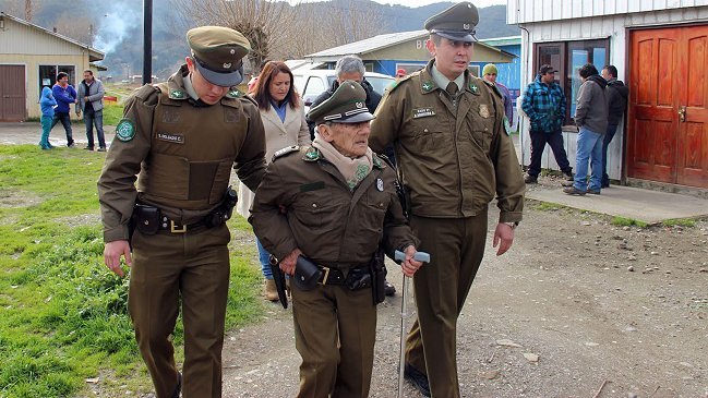 El hombre más viejo de Chile se convirtió en carabinero