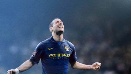 Manchester City presentó su nueva camiseta alternativa