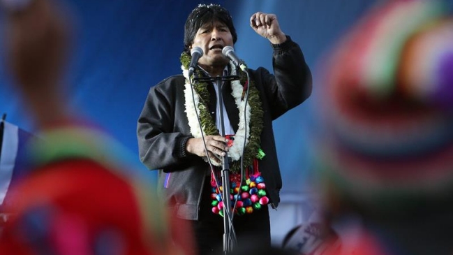 Evo Morales gana en primera vuelta en Bolivia, según encuesta presidencial