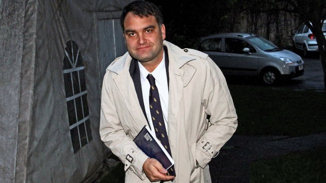 Nueva postura frente a la dictadura de Pinochet abre debate en la UDI