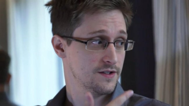 Snowden solicitó una prórroga de su asilo político temporal en Rusia
