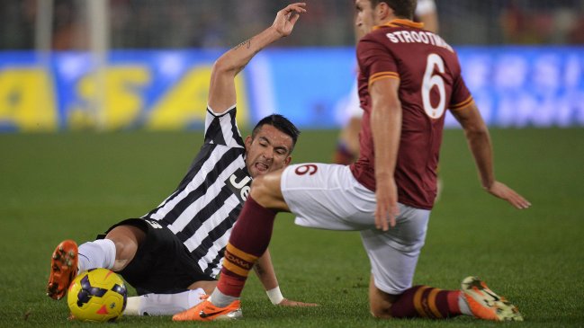 Queens Park Rangers asoma en el futuro de Mauricio Isla