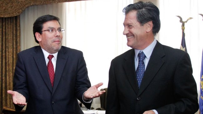 Pablo Lorenzini discrepa con Gobierno por costo en aumento de parlamentarios