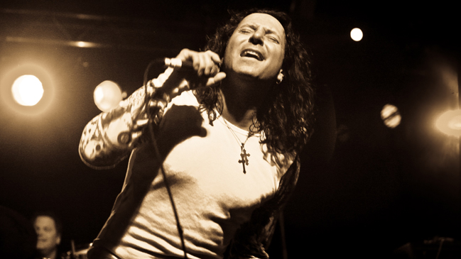 Ex vocalista de Journey vendrá a Chile por primera vez