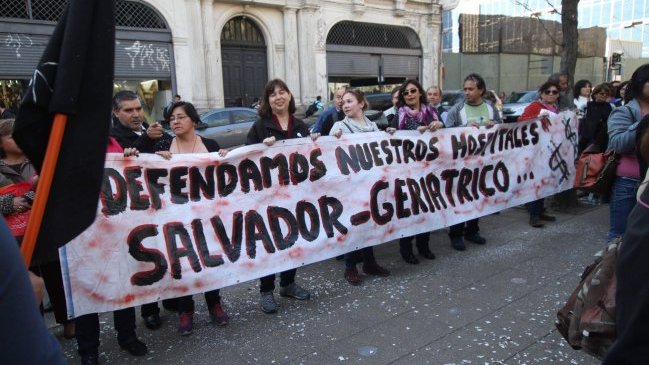 Ministra condicionó acuerdo en paro del Hospital del Salvador