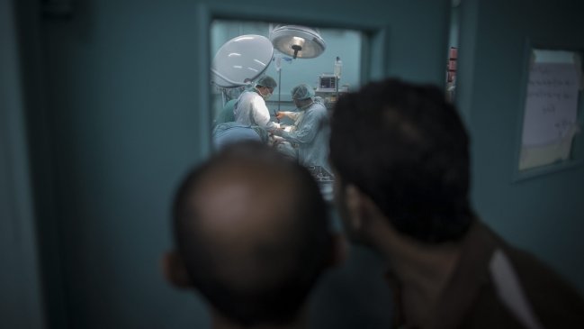 Cadáveres de los niños se apilan en neveras para helados en Gaza