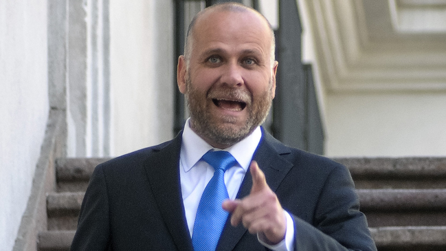 Ministro Elizalde tras ser comparado con 