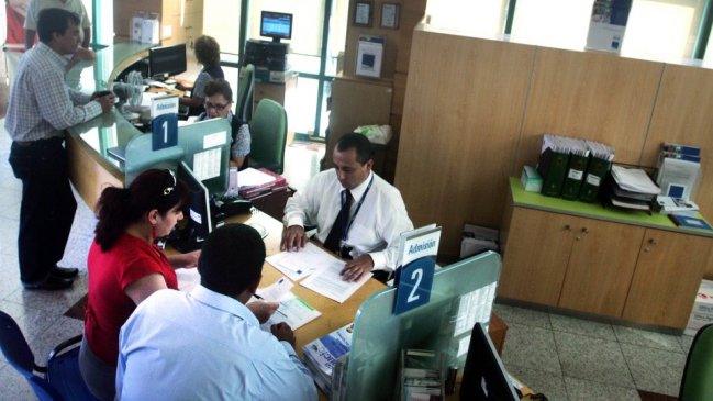 Isapres ganaron casi 50 mil millones de pesos en primer semestre de 2014