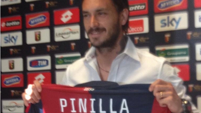Pinilla presentado en Genoa: Llegó a un club lleno de historia