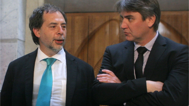 Senadores acusaron 