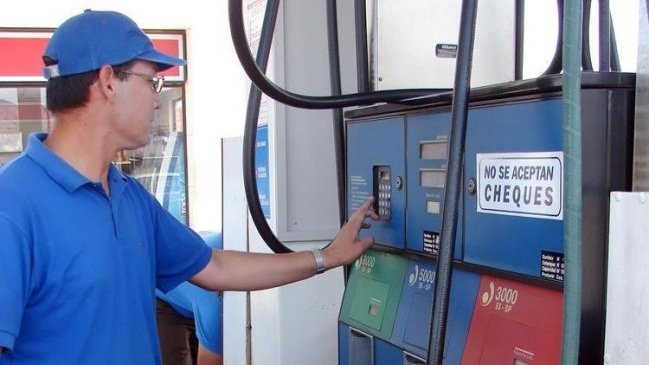 Bencinas registrarán quinta baja consecutiva este jueves