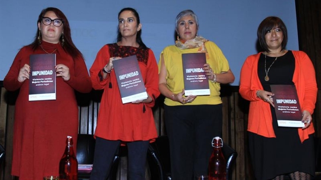 Sexismo de autoridades agrava violencia contra mujeres periodistas en México