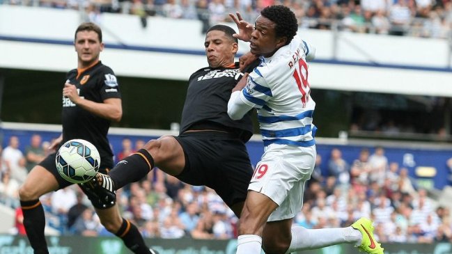 Queens Park Rangers de Mauricio Isla cayó en el inicio de la liga inglesa