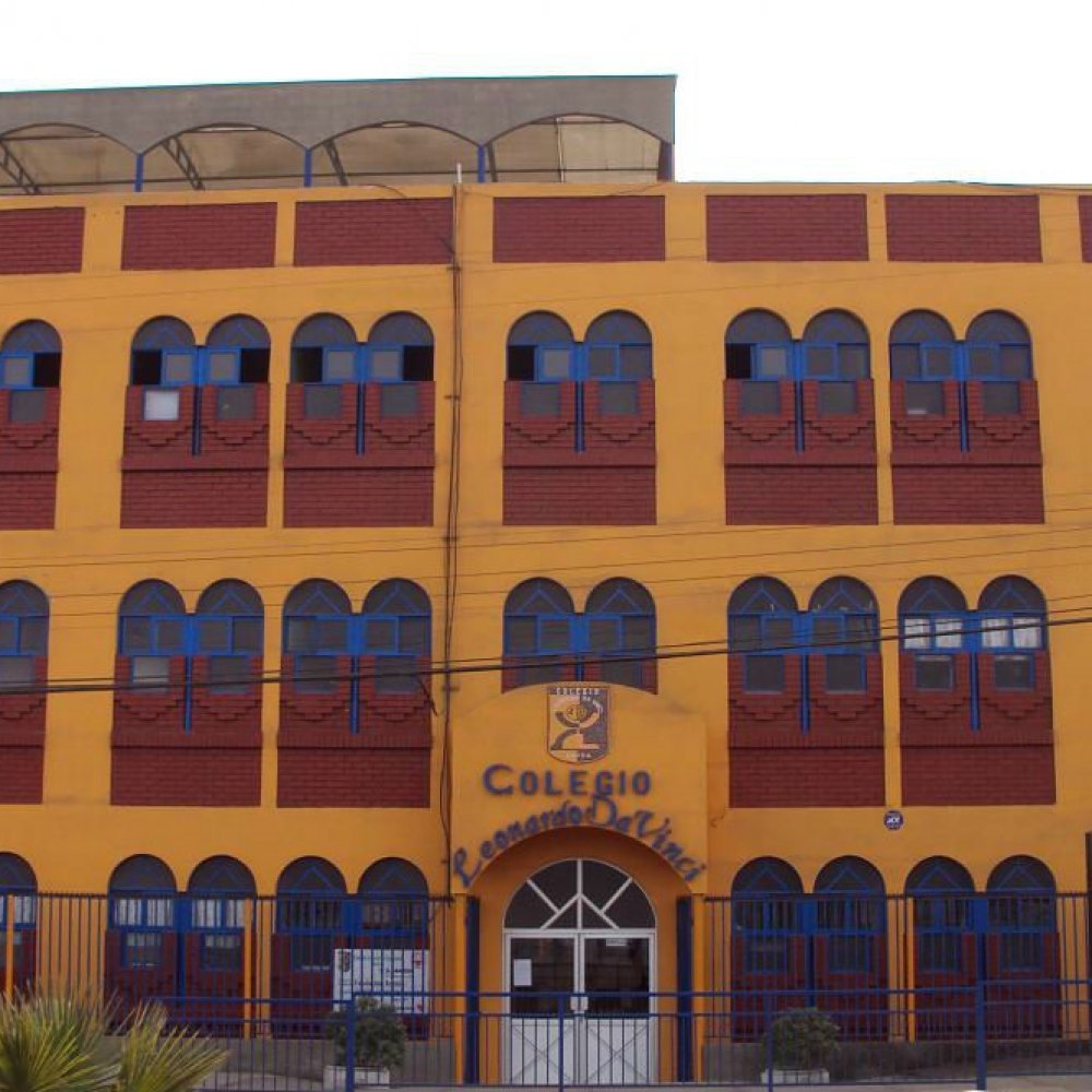 Comunidad escolar de Arica marchó por mejoras en colegio particular subvencionado